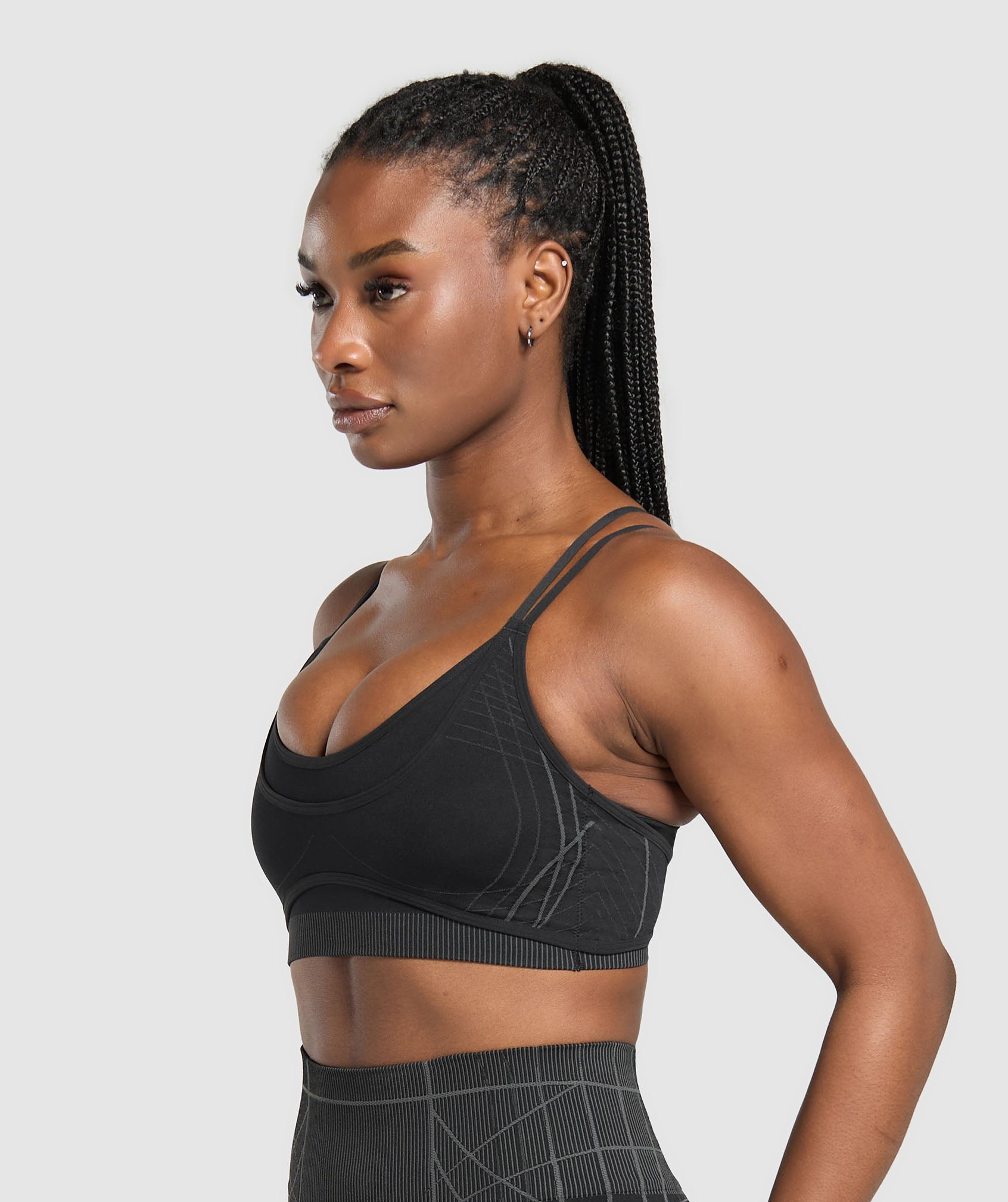 Apex Seamless Strappy Sports Bra - Image 4