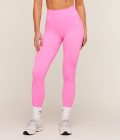 focus-pink-tinted-white