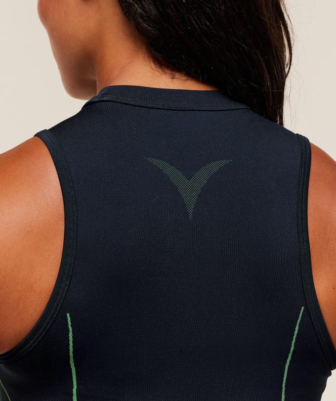 Apex Seamless Tank