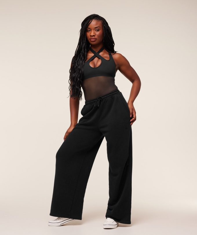 Dark Energy Mesh Tank