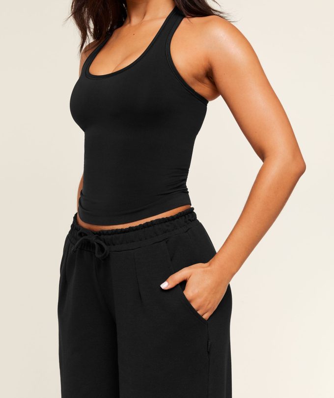 Lightweight Wide Leg Pant Short