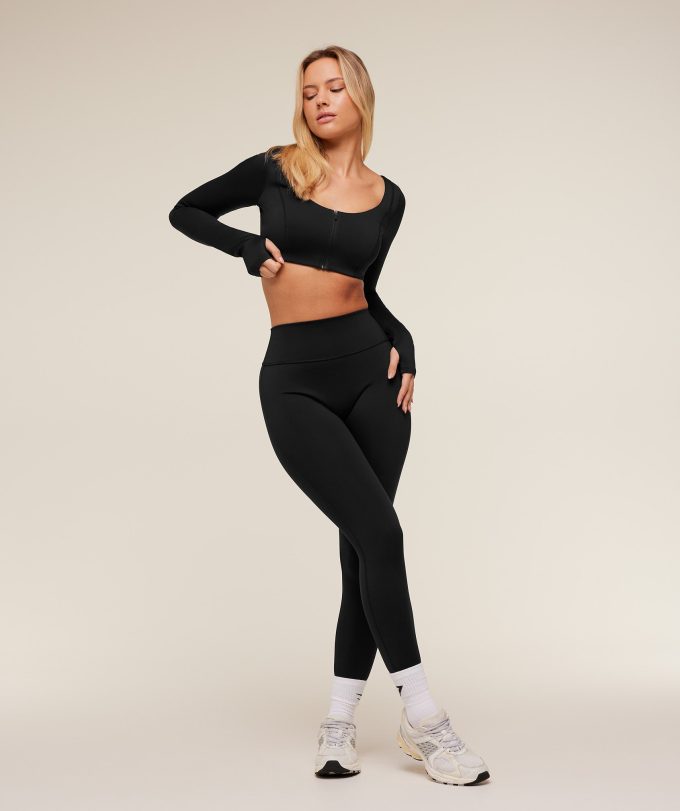 Flow Long Sleeve Crop Top with Cups