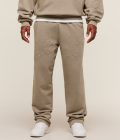 lifestyle-brown