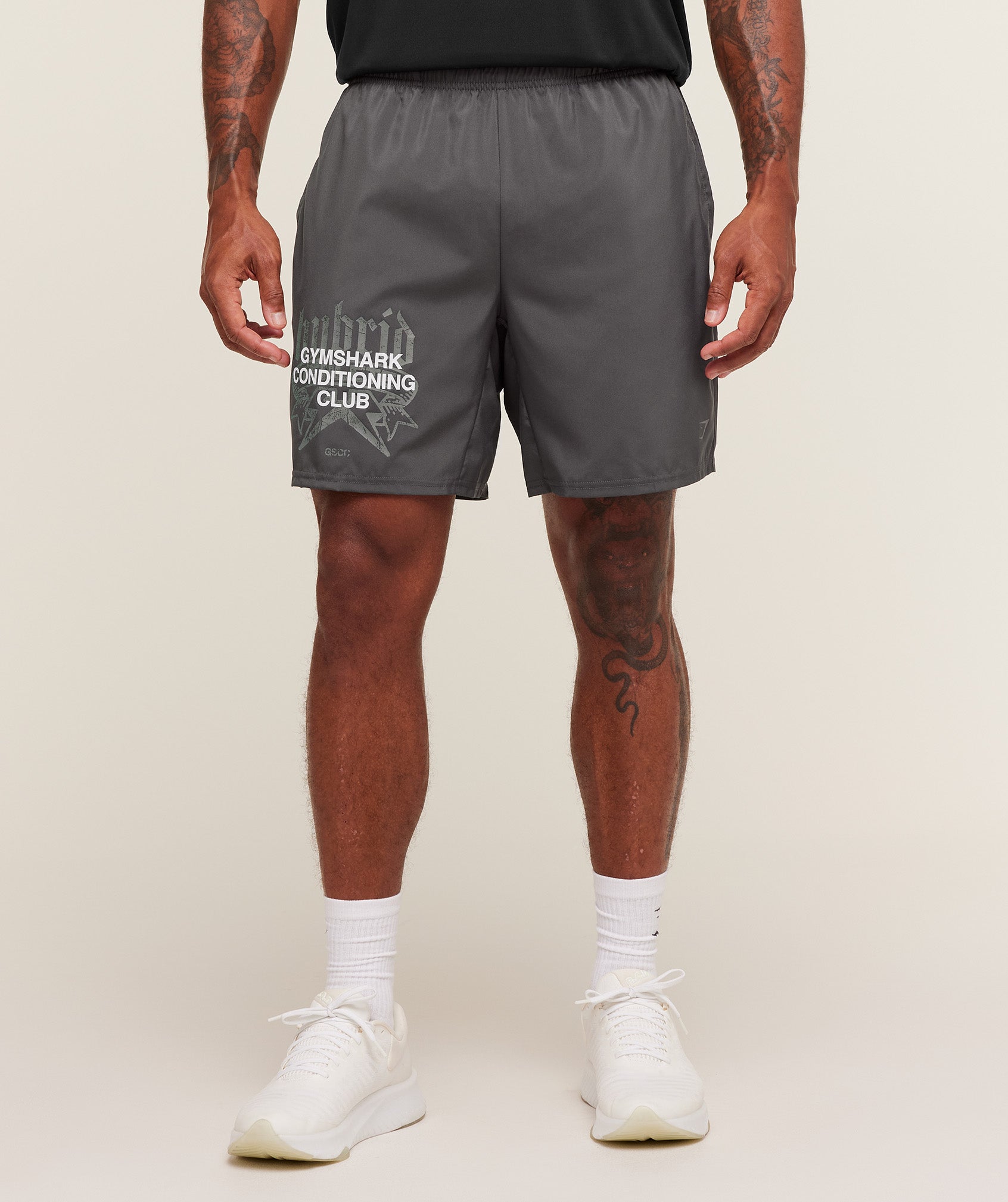 Hybrid Graphic 7" Shorts