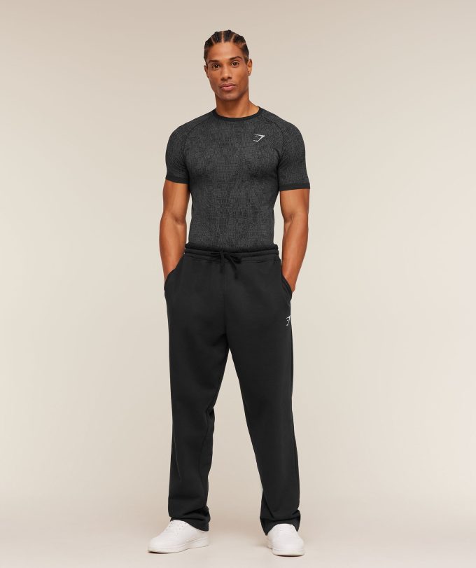Geo Seamless Grid T-Shirt