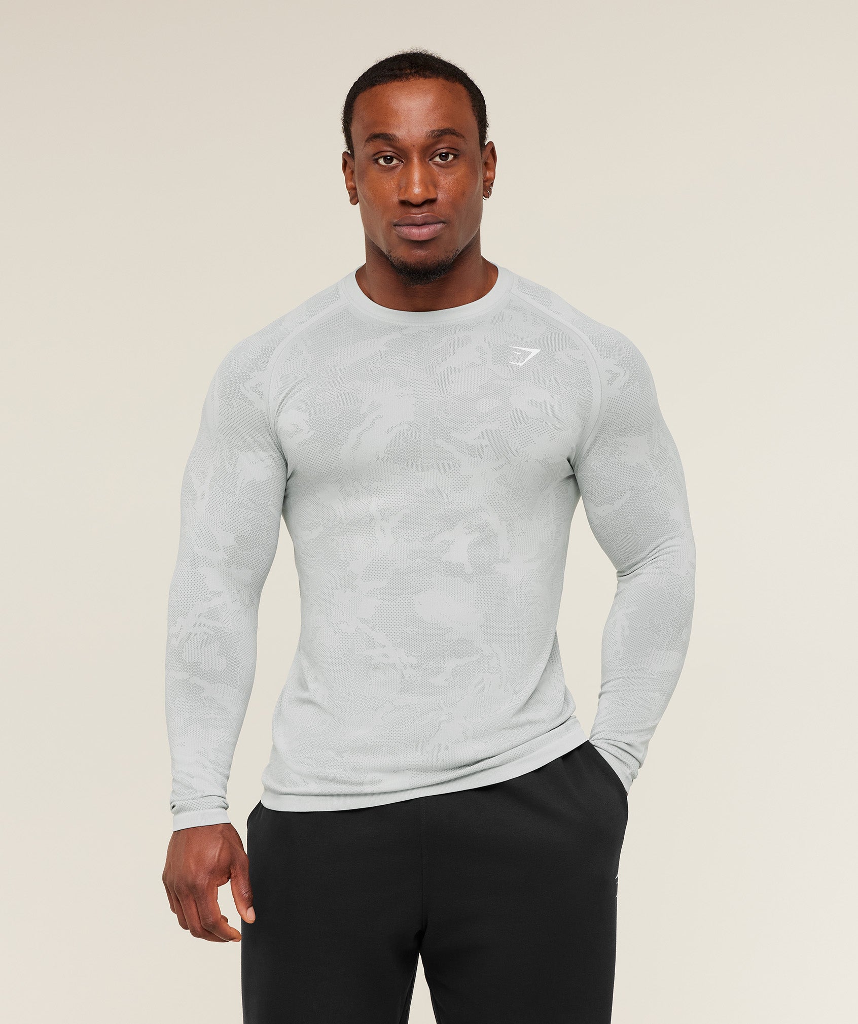 Geo Seamless Long Sleeve T-Shirt - Image 4
