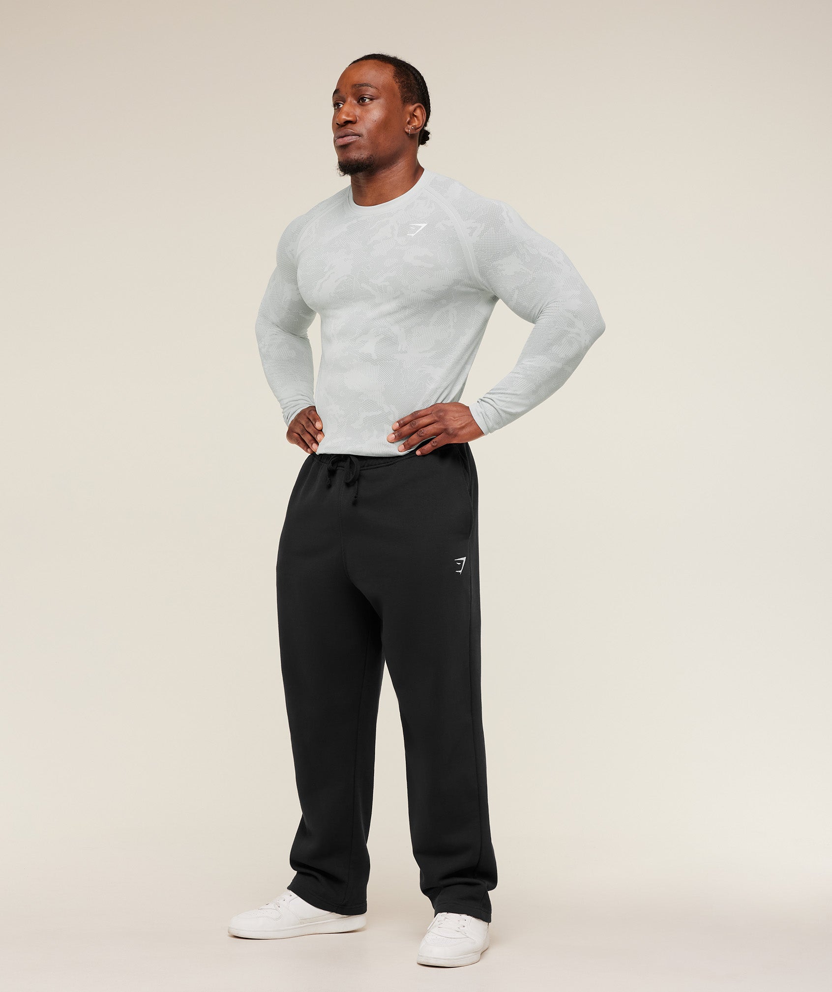 Geo Seamless Long Sleeve T-Shirt - Image 7