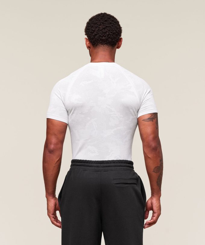 Geo Seamless T-Shirt