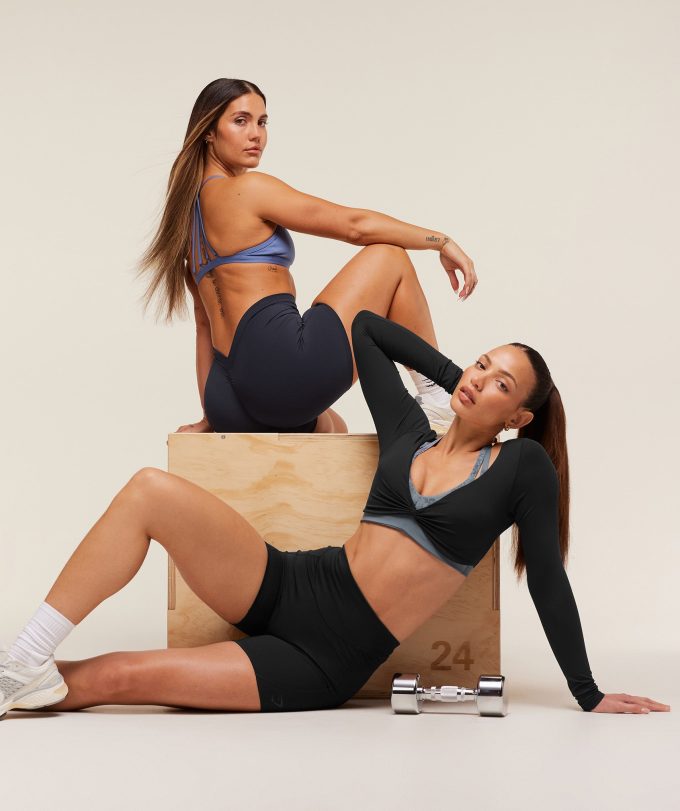 Lifting Dipped Waistband Shorts