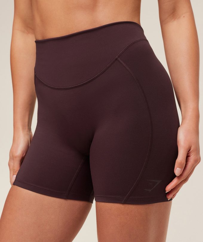 Lifting Dipped Waistband Shorts