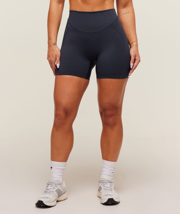 Lifting Dipped Waistband Shorts