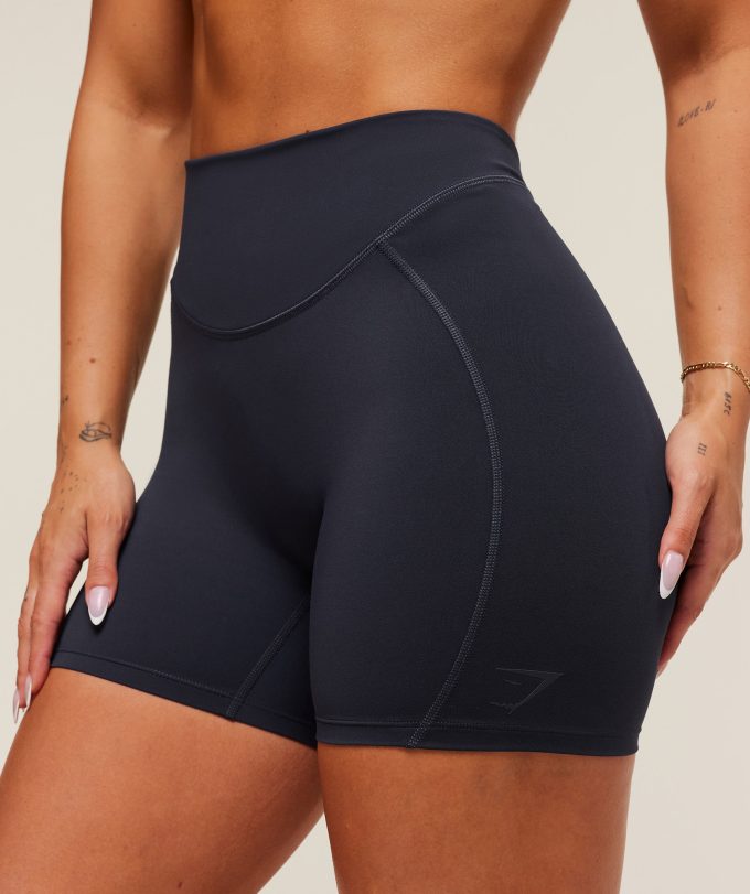 Lifting Dipped Waistband Shorts