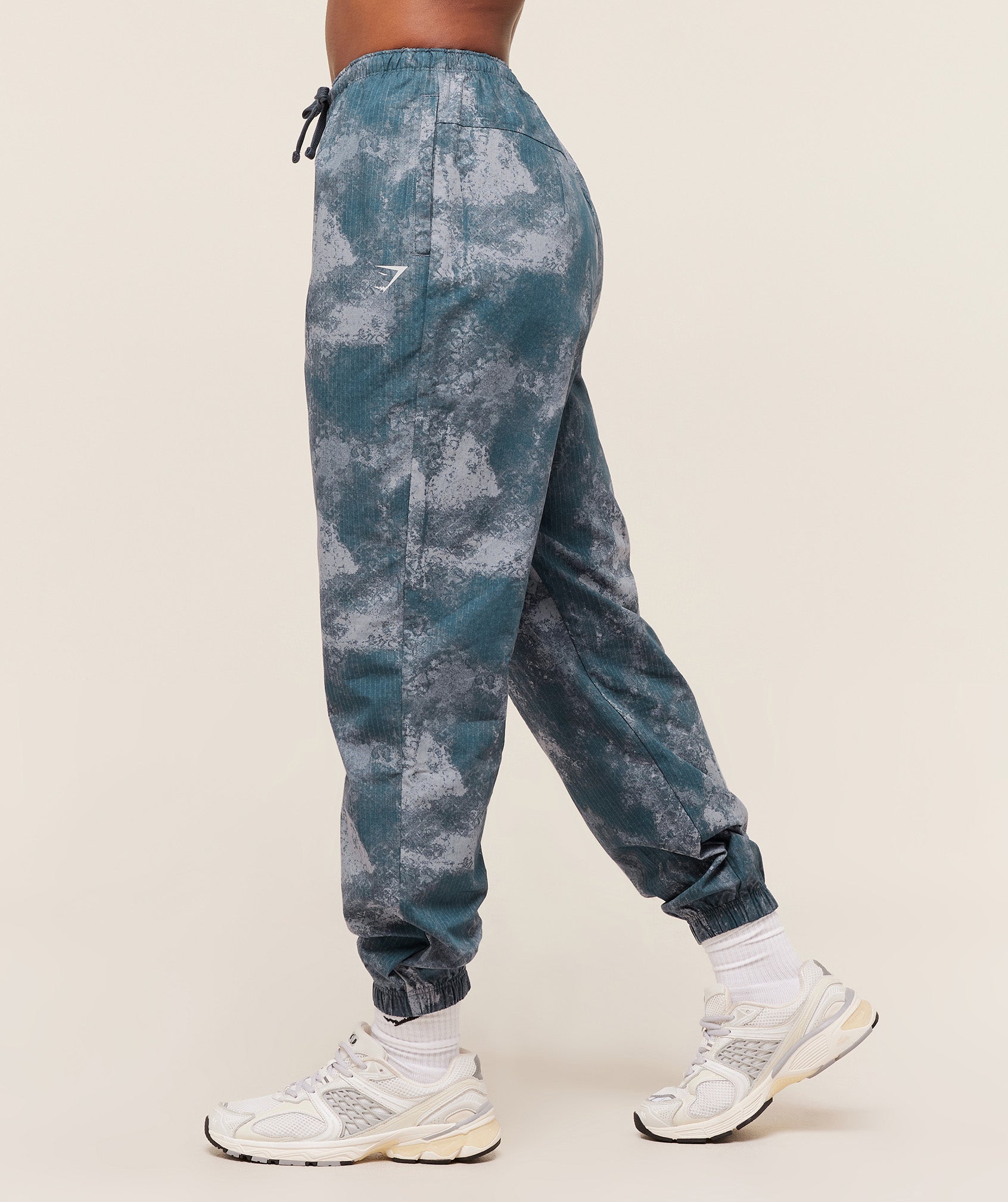 Lifting Pump Pants - Image 3