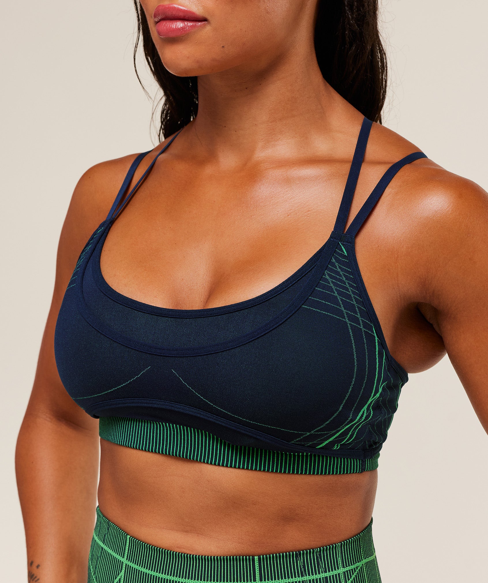 Apex Seamless Strappy Sports Bra - Image 4