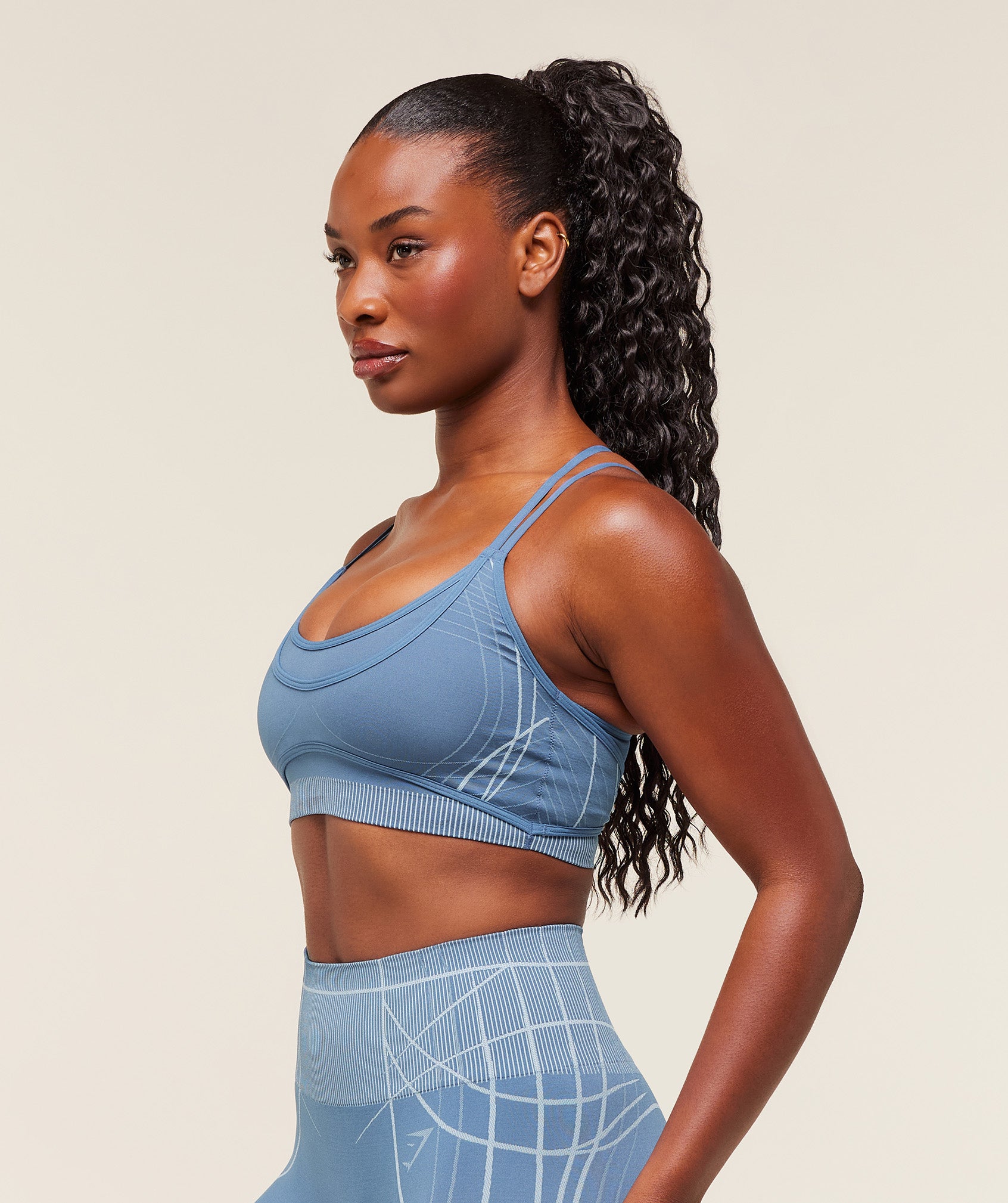 Apex Seamless Strappy Sports Bra - Image 3