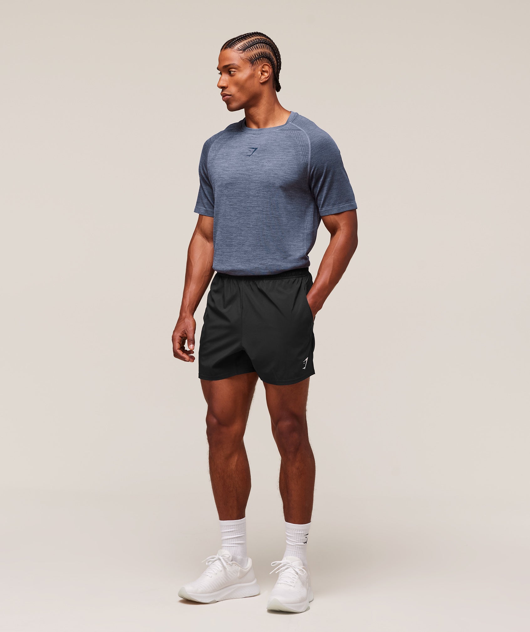 Versatile Seamless T-Shirt - Image 3