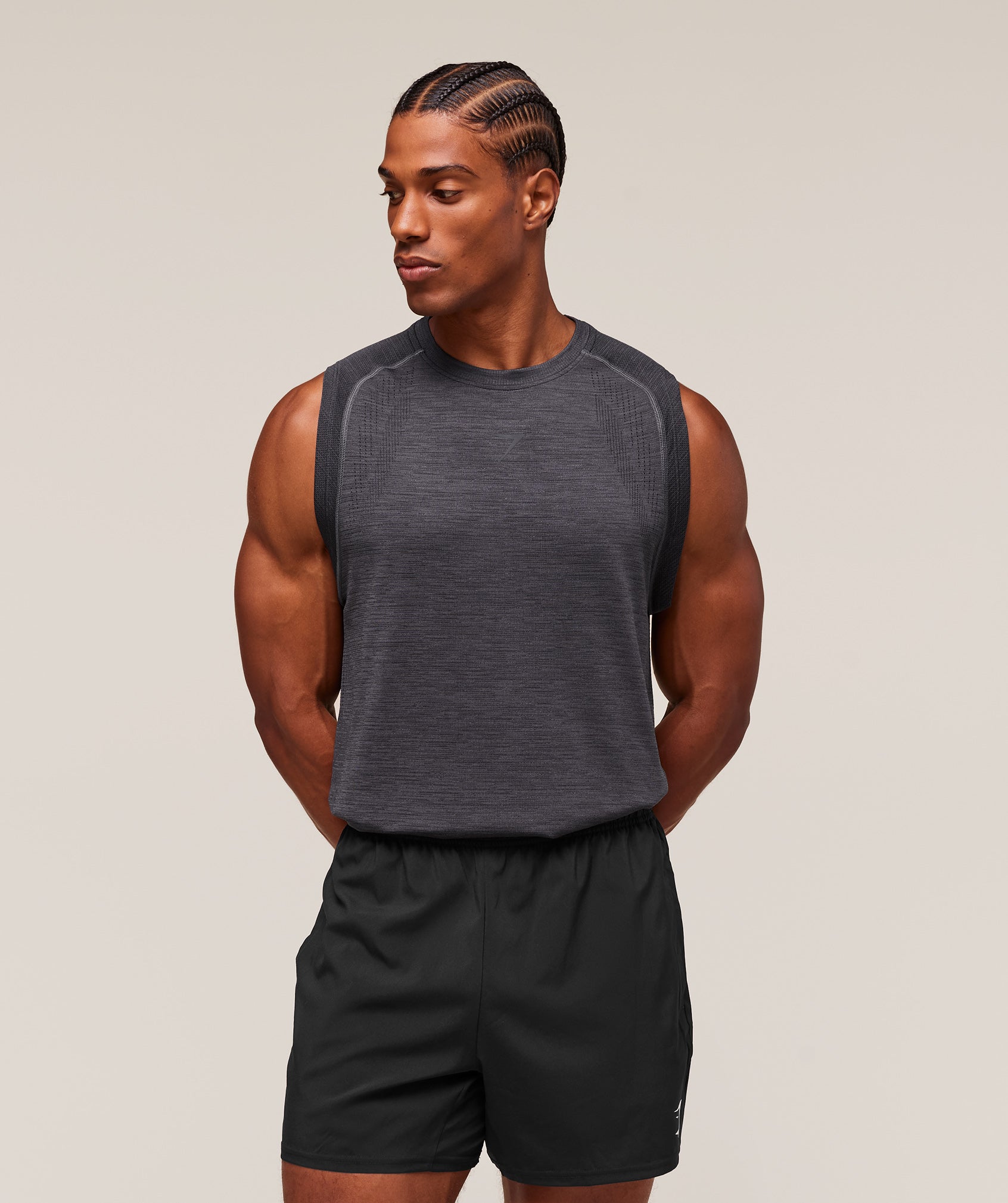Versatile Seamless Tank - Image 9