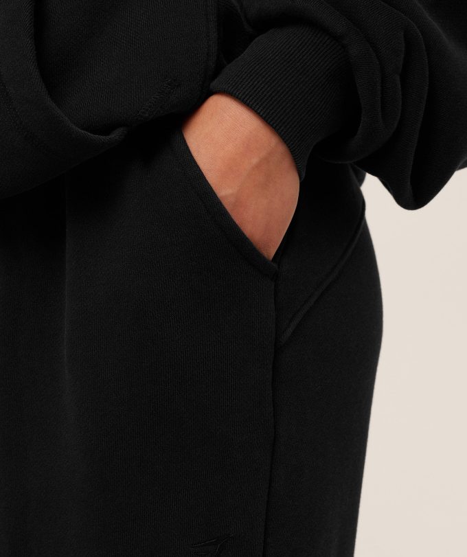 Pump Cover Structured Fleece Pant