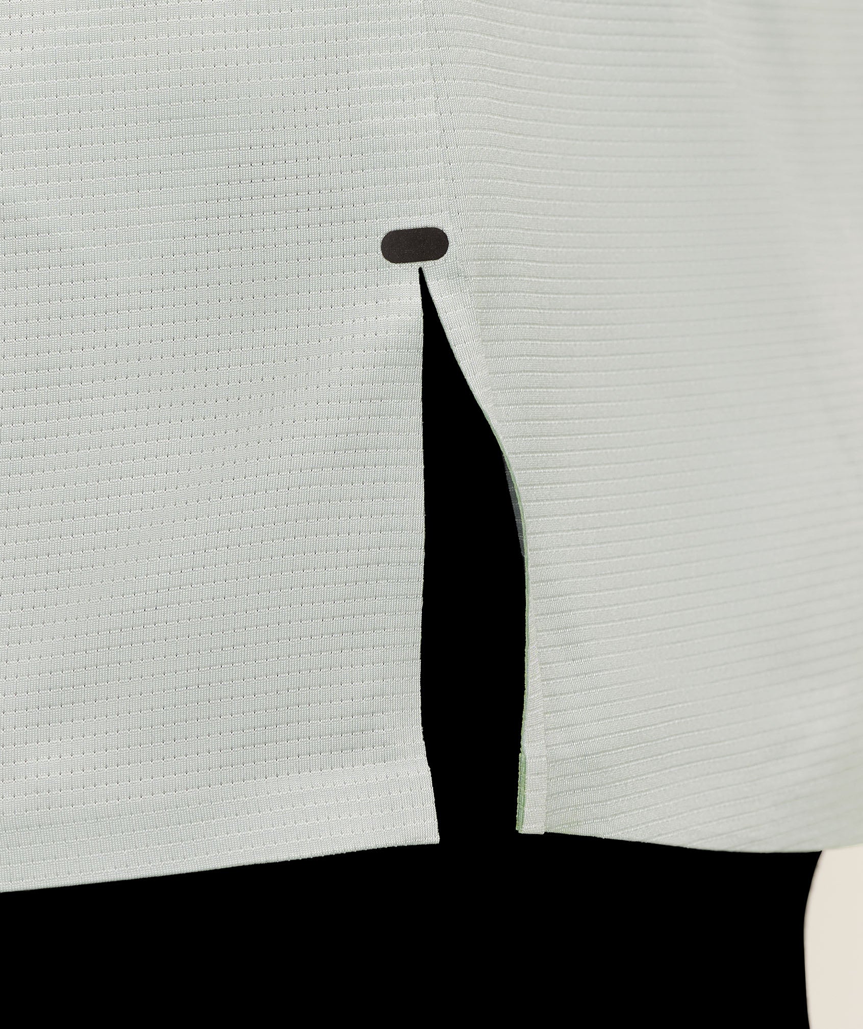 Running Elite T-Shirt - Image 7