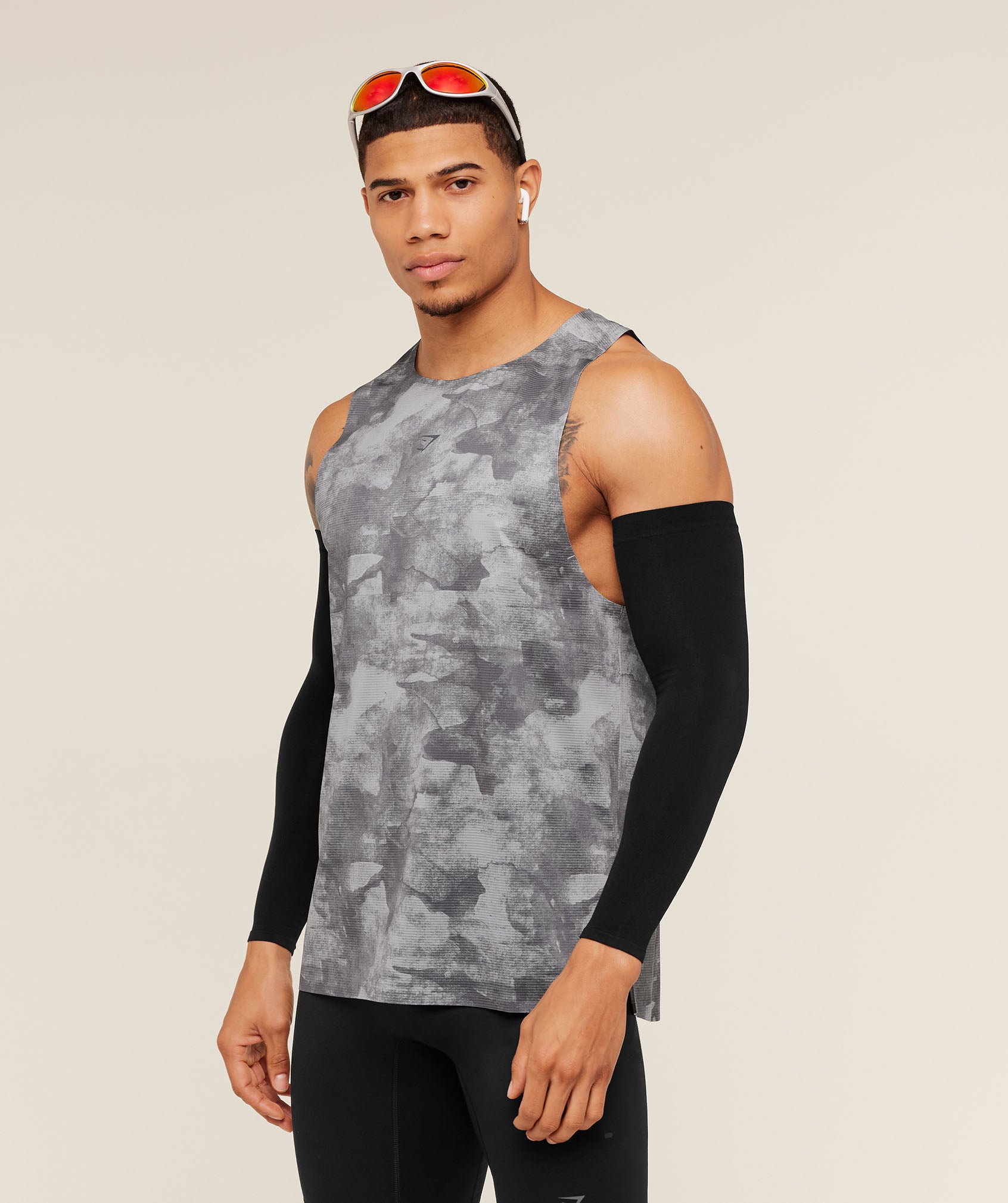 Running Elite Tank - Image 3