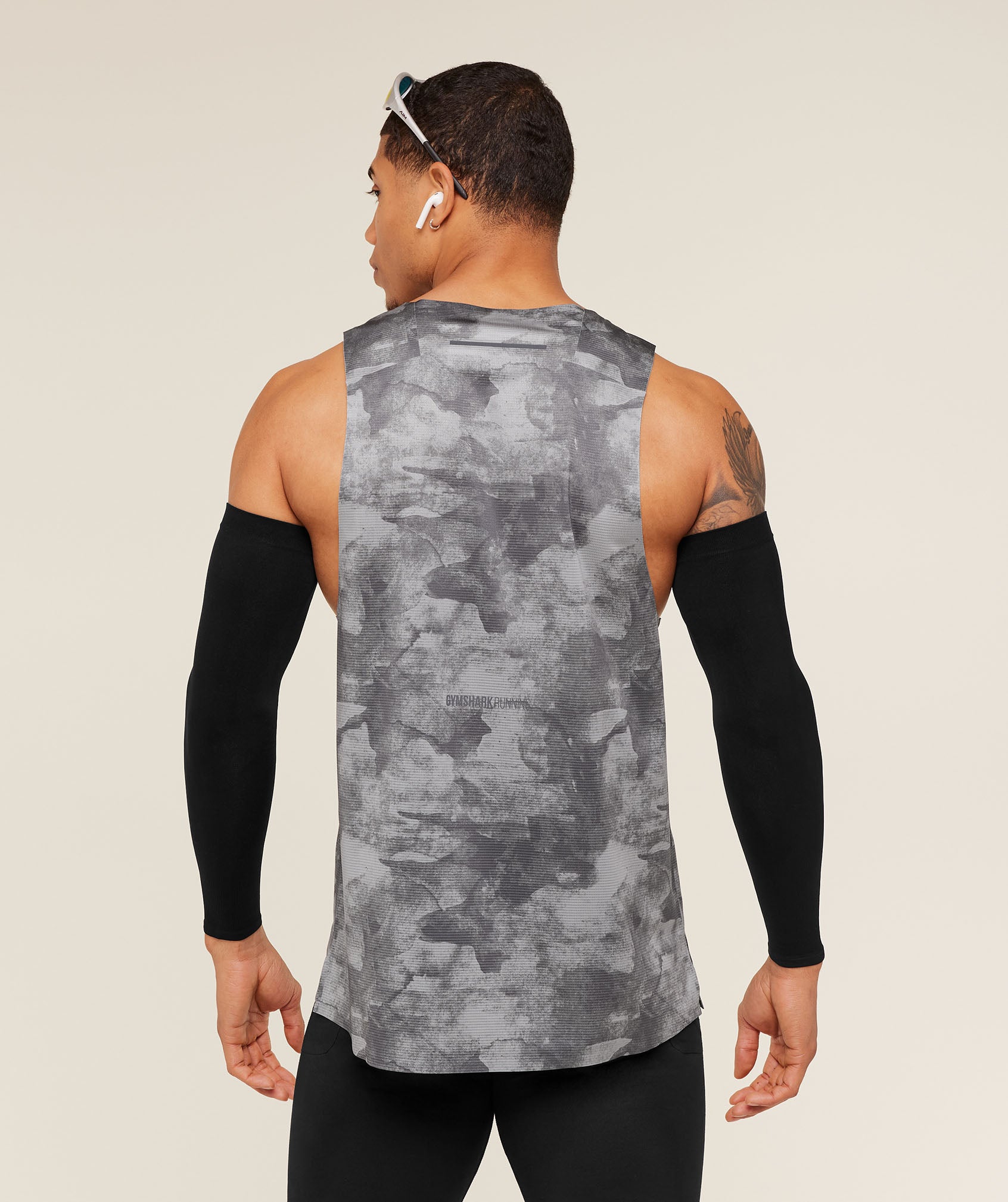 Running Elite Tank - Image 2