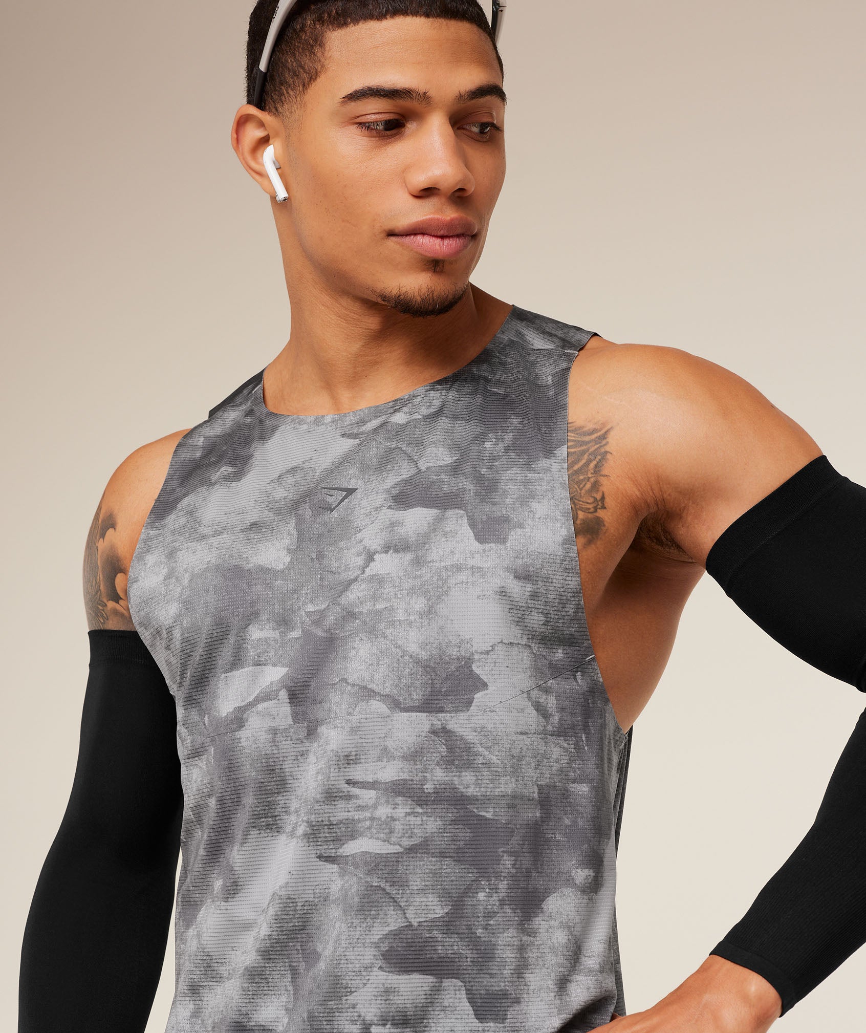 Running Elite Tank - Image 7