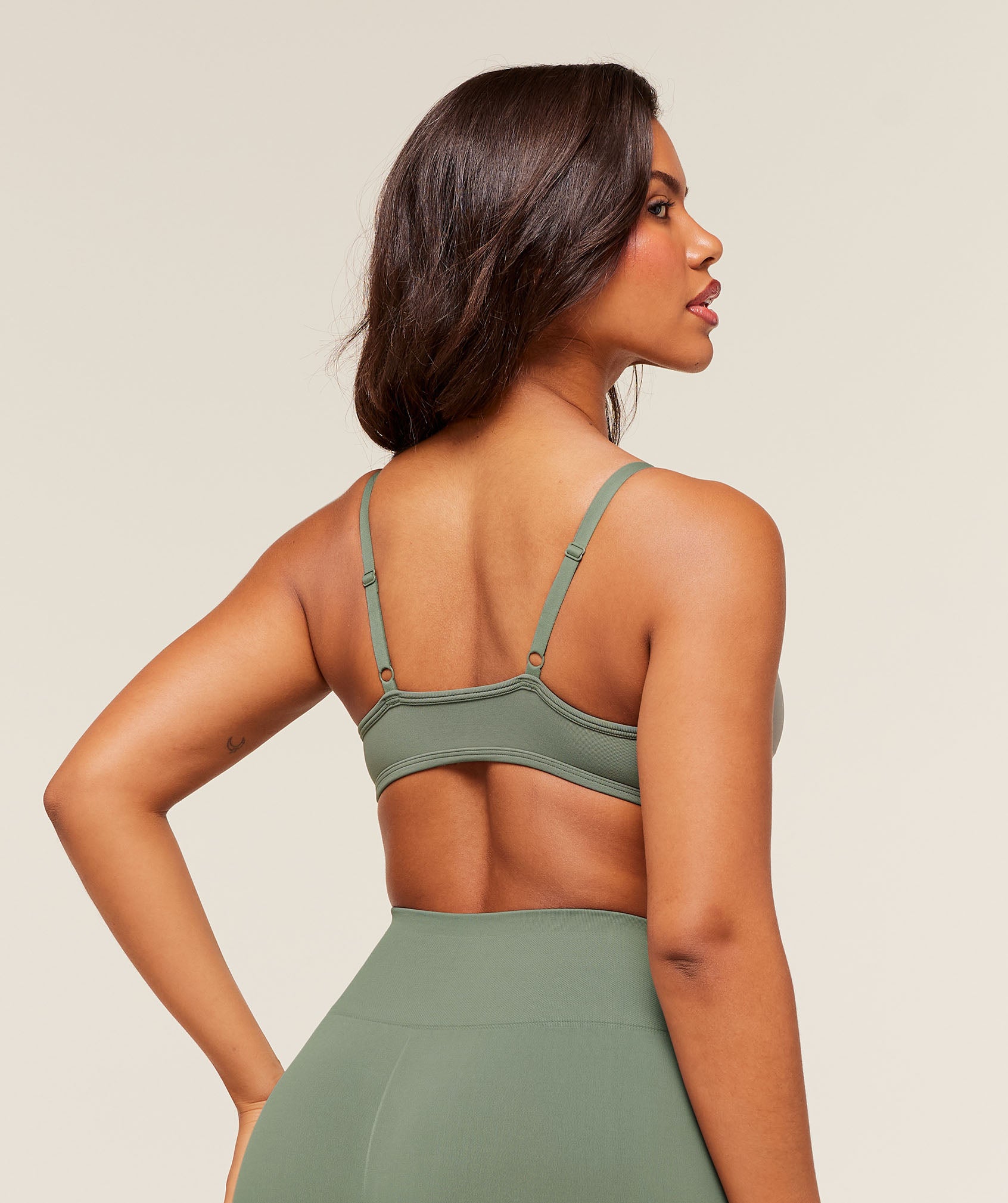 Soft Sculpt V-neck Sports Bra - Image 3