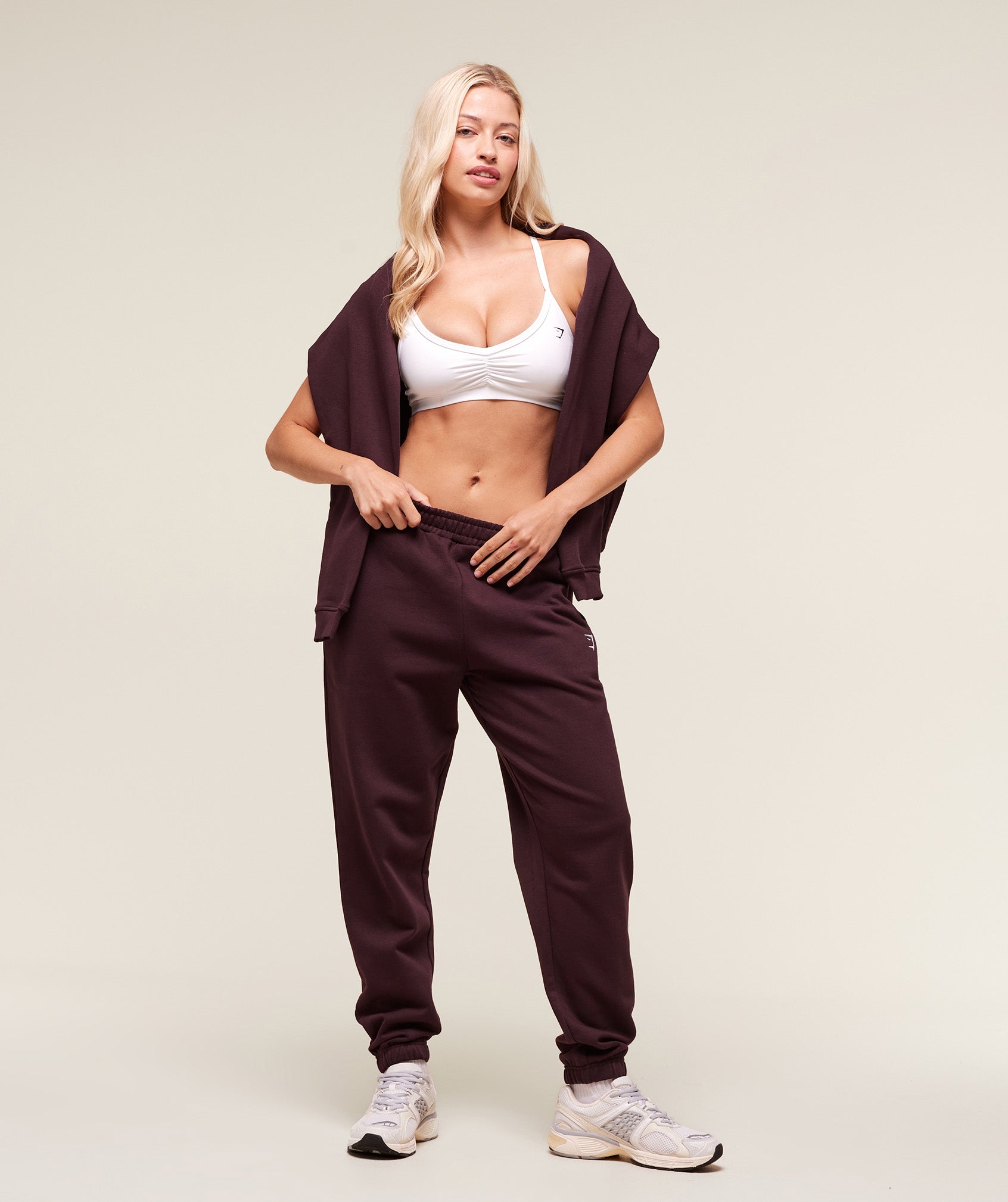 Training Regular Fleece Joggers - Image 9
