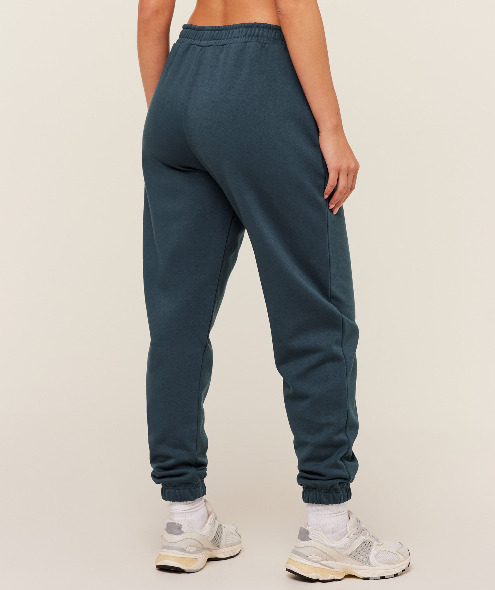 Training Regular Fleece Joggers - Image 3