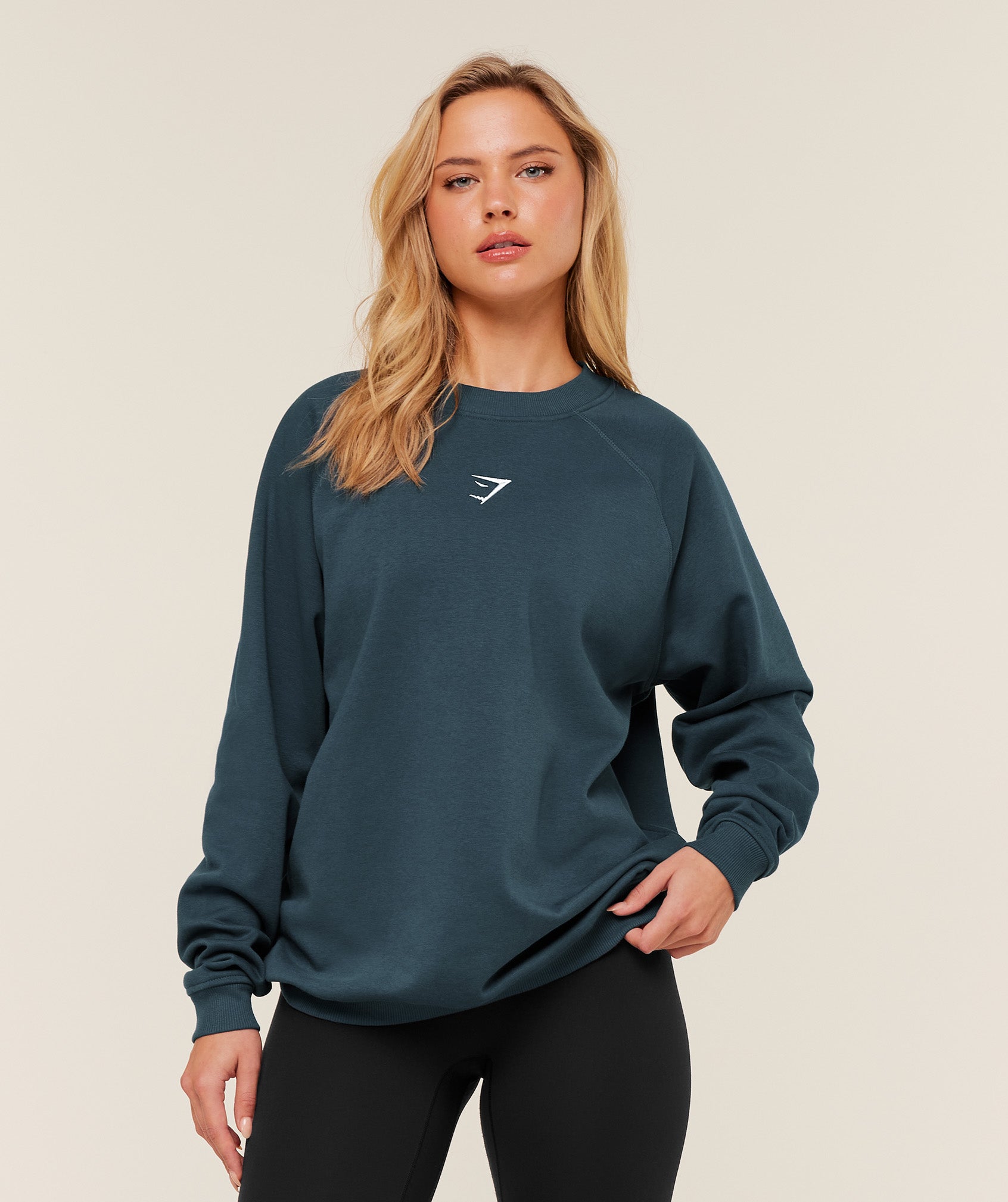 Training Oversized Fleece Sweatshirt - Image 9
