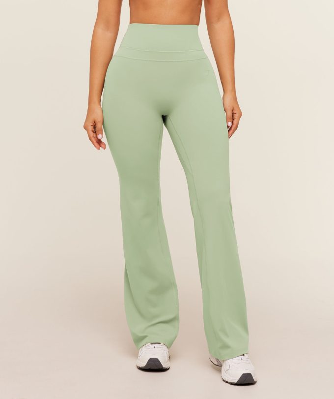 Whitney Short Flared Legging